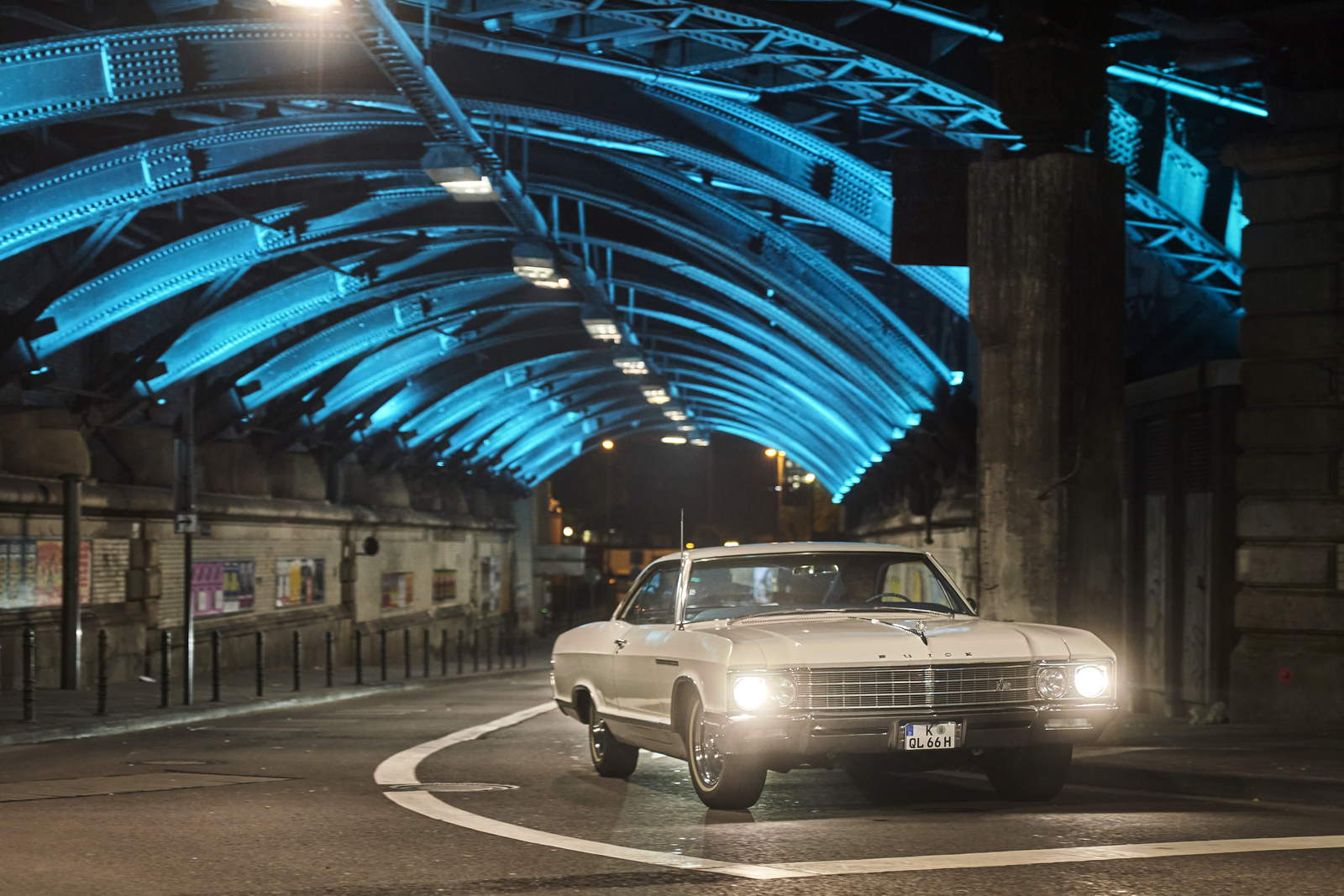 Buick Le Sabre 400 Köln bei Nacht
